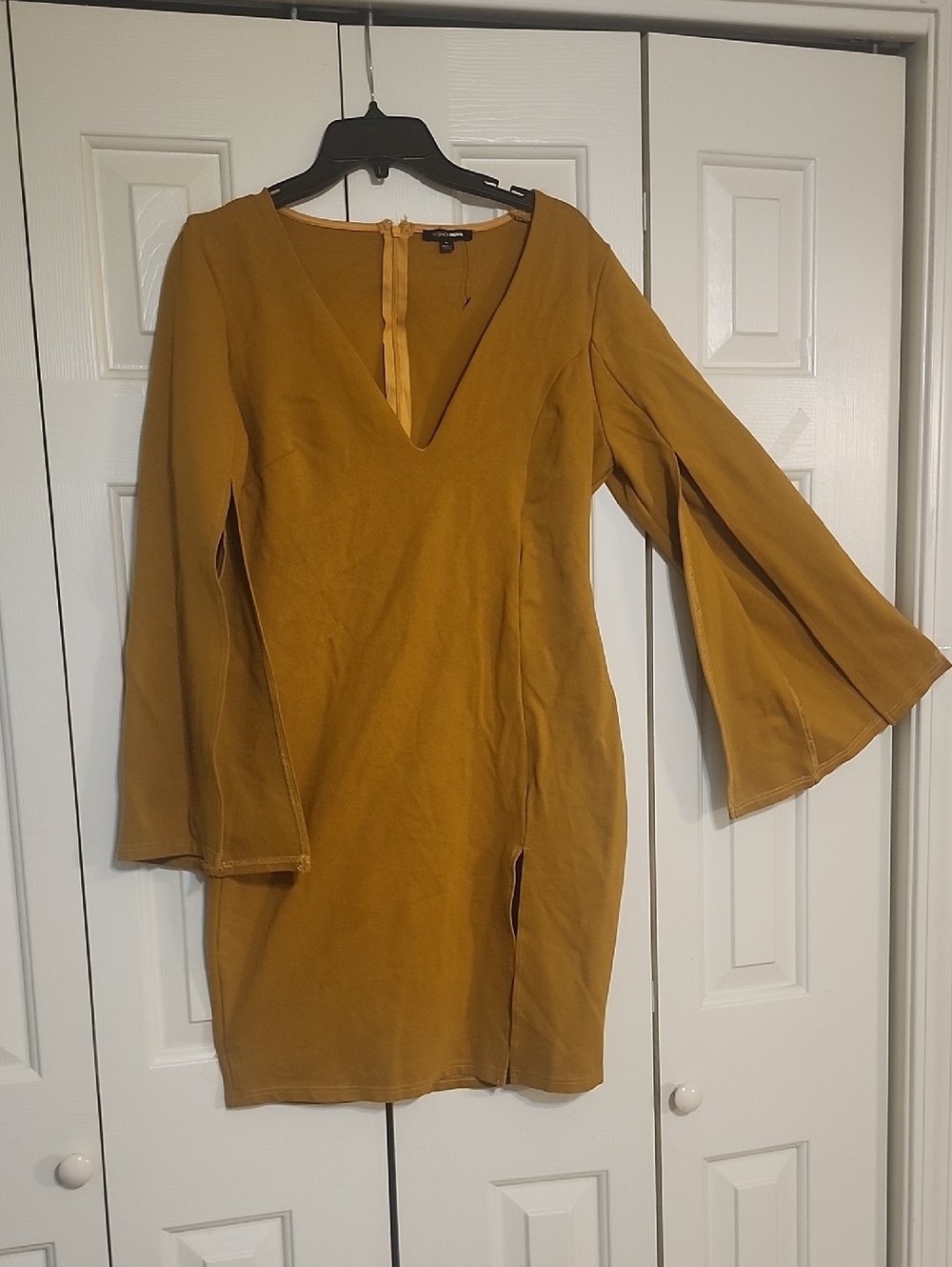Fashion Nova Mustard Long-Sleeve V-Neck Bell-Sleeve Dress